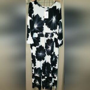 LuLuRoe Black and White Floral Dress XL
